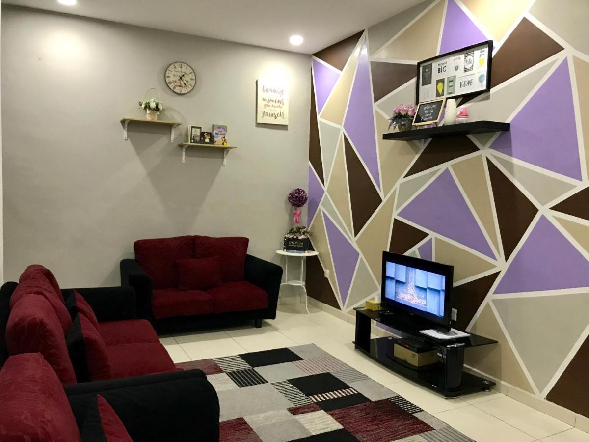 D'Q Putra Homestay Melaka Unit Miqa Экстерьер фото